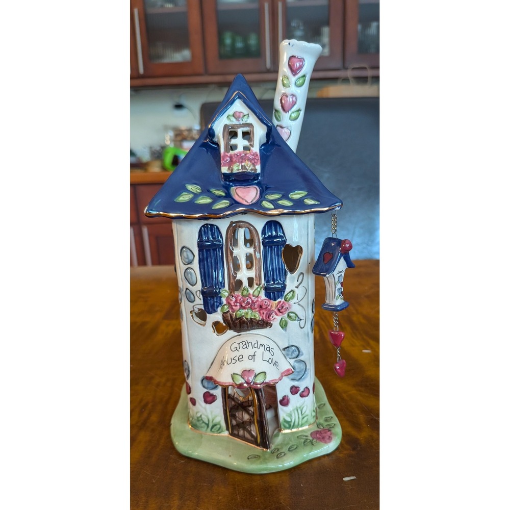 Blue sky Clayworks by  Heather Goldminc "GRANDMA'S HOUSE OF LOVE" Tea Lite 2005